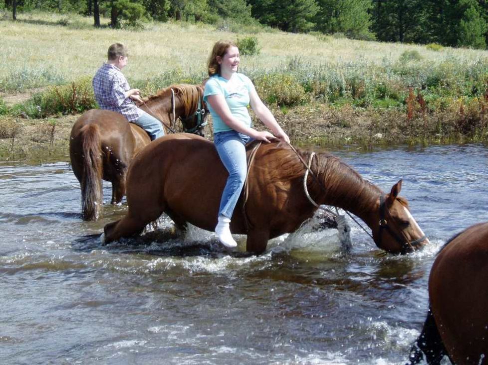 Colorado horse ranch vacation water break