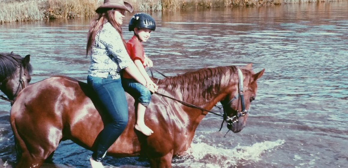 summer dude ranch activities family vacation packages